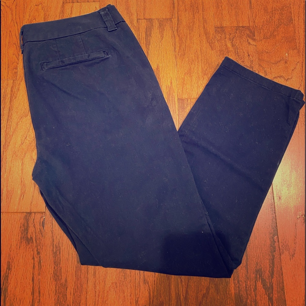 Navy blue capris